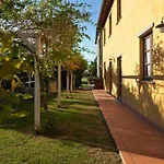 Sarzana-charming Pool And Bb Apartment *