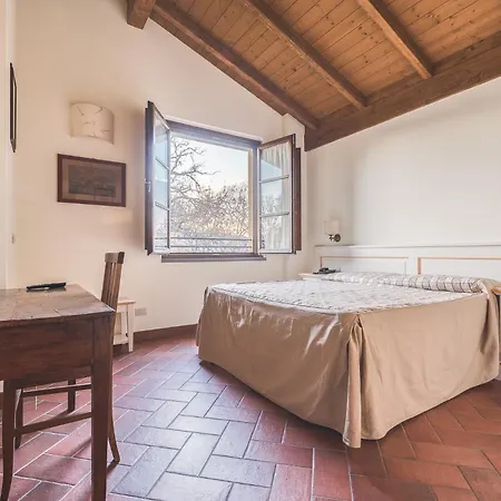 Apartment Sarzana-charming Pool And Bb *